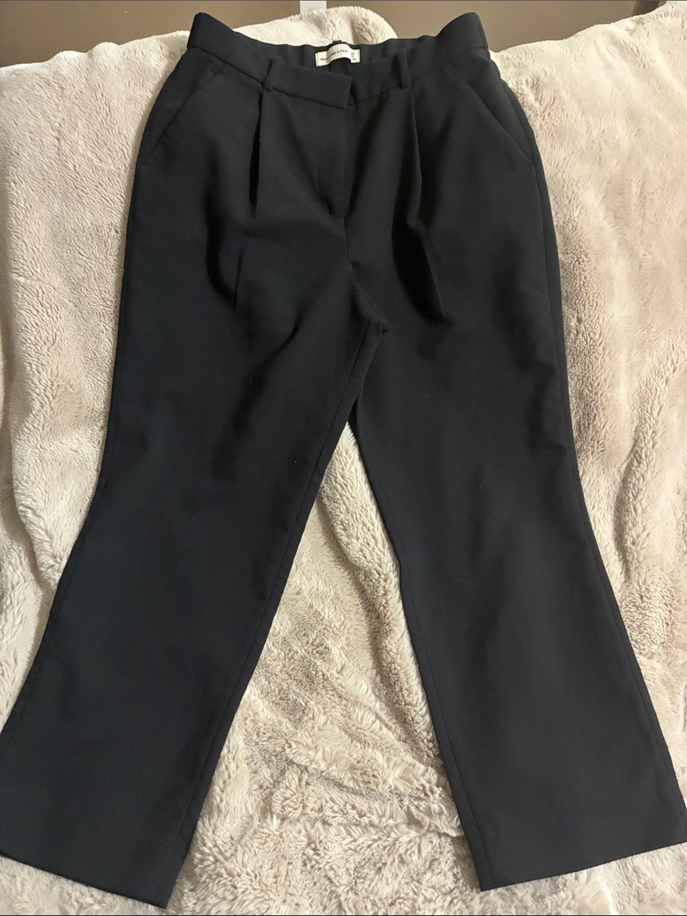 Abercrombie & Fitch Black Pleated Tailored Trousers